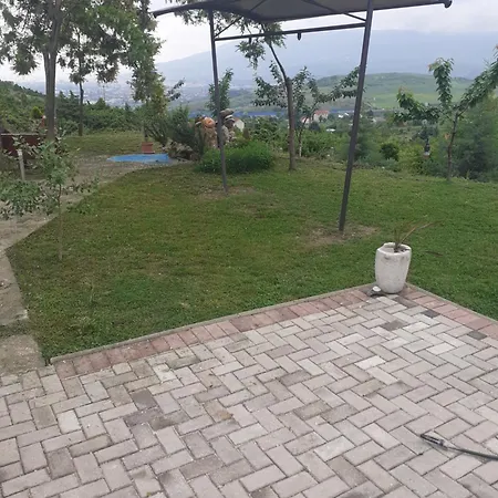 Resthouse Pansion Bianko مكان تخييم