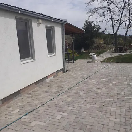 مكان تخييم Resthouse Pansion Bianko سكوبجي